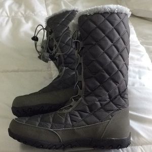 Winter boots